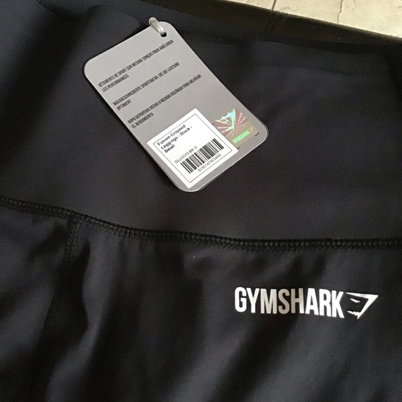 NWT GYMSHARK Fusion Cropped Leggings Black - Picture 6 of 7
